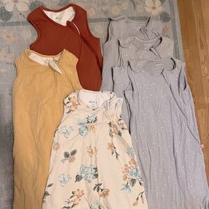 Kyte, Belan J, and Gunamuna Sleep sacks